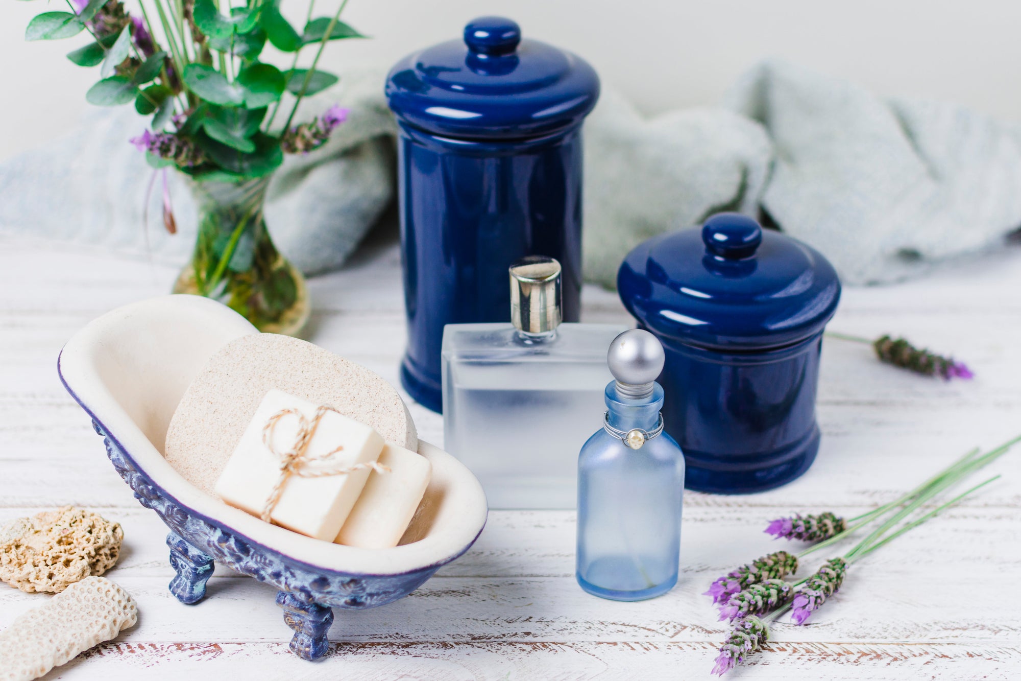 Attars for Celebrations: Eid, Diwali, and Christmas: Fragrance Ideas & Buying Guide